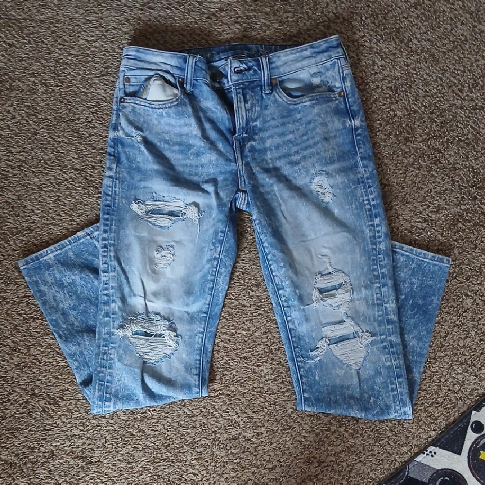 Men's Distressed Blue Jeans